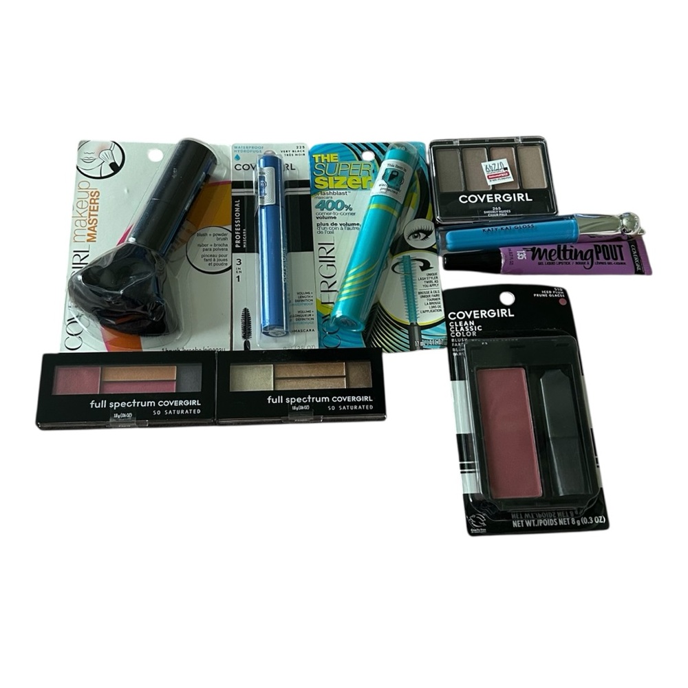 🆕NWT Covergirl Makeup Bundle